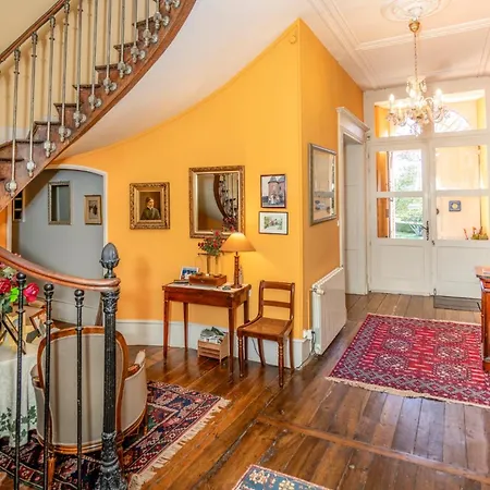 Vakantiehuis Chateau Du Pegulier Location Integrale Montaut (Ariege)