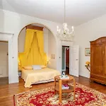 Holiday home Chateau Du Pegulier Hotes
