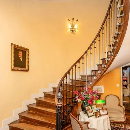Tatil Evi Chateau Du Pegulier Hotes