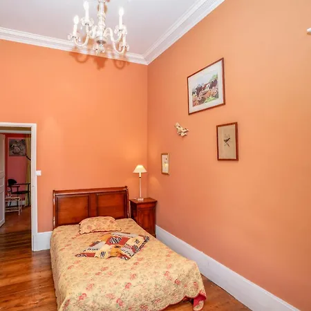 Tatil Evi Chateau Du Pegulier Hotes