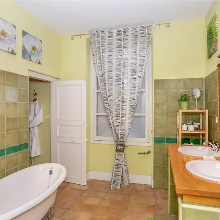 Chateau Du Pegulier Hotes Tatil Evi