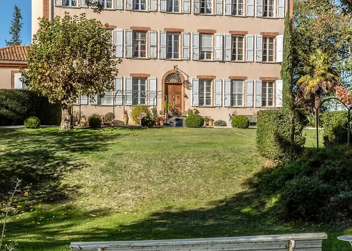 Chateau Du Pegulier Location Integrale Tatil Evi Montaut (Ariege)