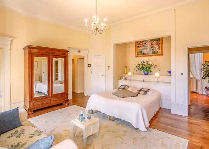 Chateau Du Pegulier Location Integrale Montaut (Ariege)