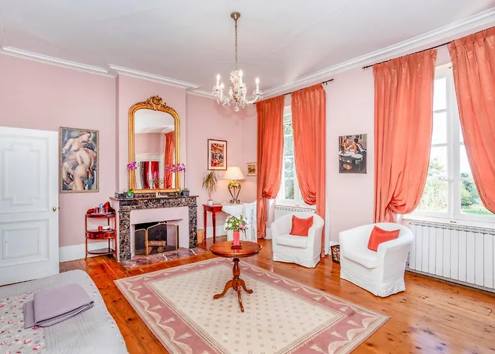 Chateau Du Pegulier Location Integrale Tatil Evi *