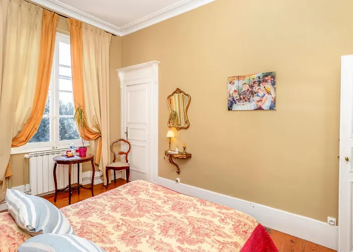 Chateau Du Pegulier Location Integrale Montaut (Ariege)