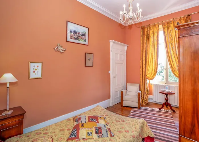 Chateau Du Pegulier Chambres Hotes Semesterbostad