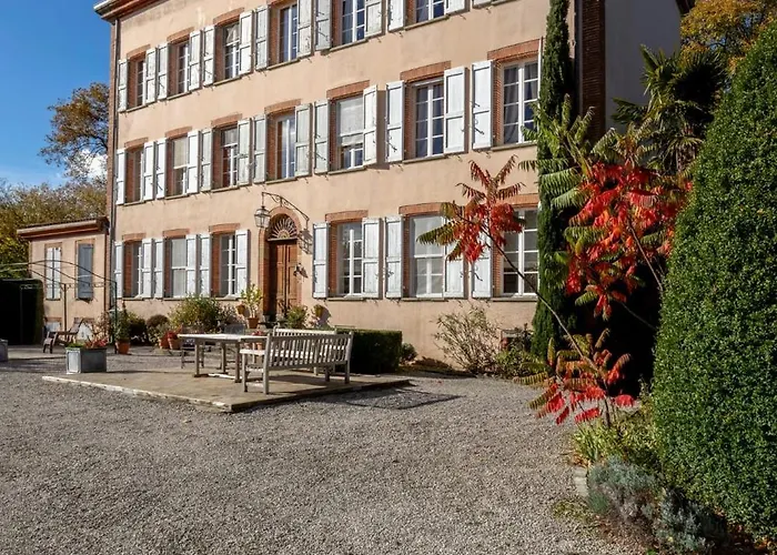 Chateau Du Pegulier Location Integrale Tatil Evi